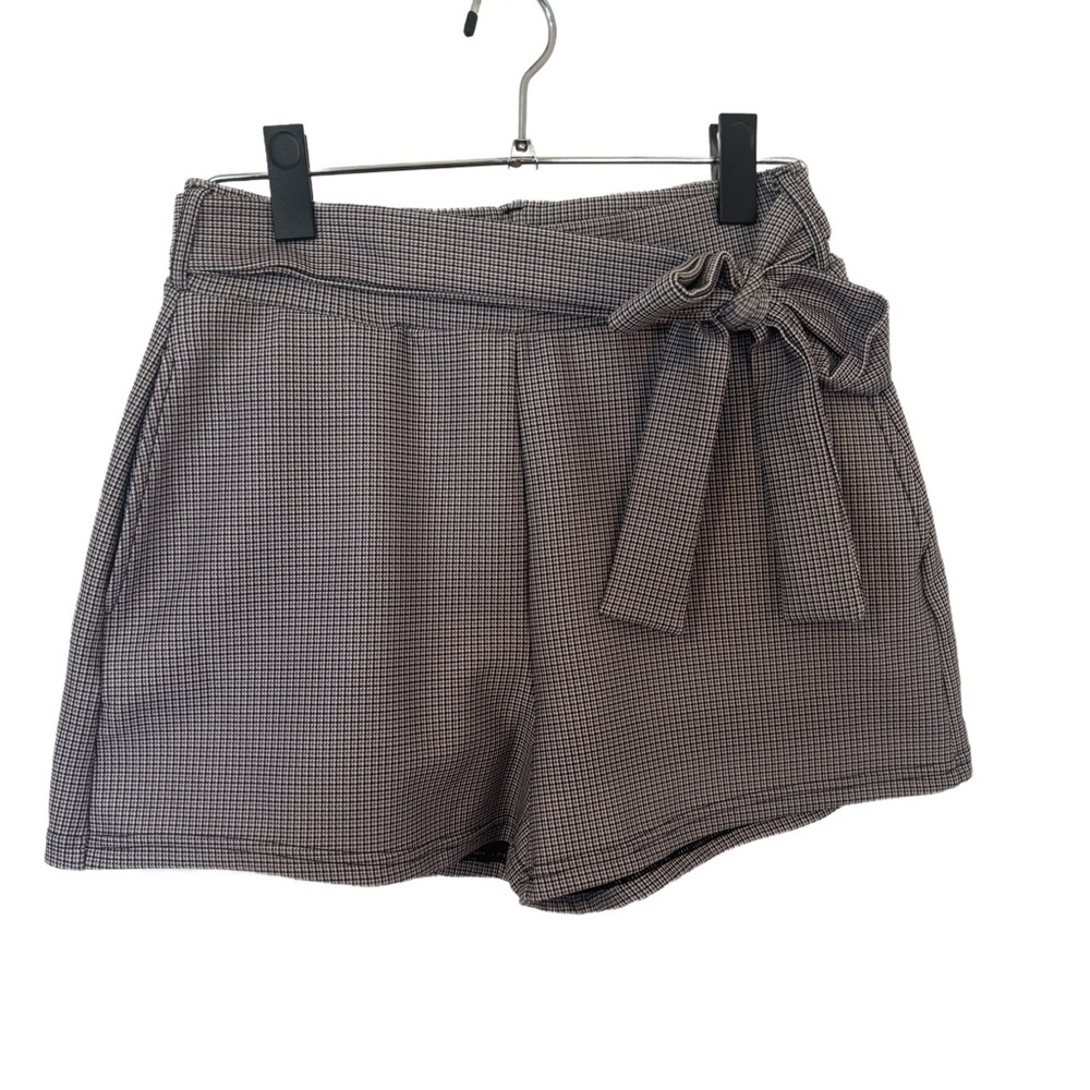 Women’s I Believe Trendy Boho Tie Front Checkered Pattern Shorts Size Small